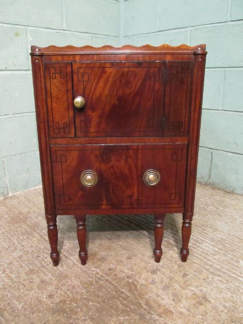 fig 1. ANTIQUE 18TH CENTURY MAHOGANY TRAY TOP BEDSIDE CABINET C1780