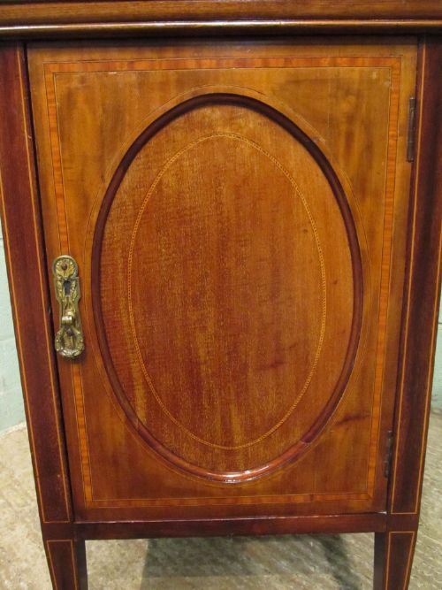 fig 2. ANTIQUE EDWARDIAN INLAID MAHOGANY BEDSIDE CABINET C1900