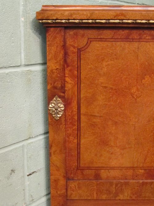 fig 2. ANTIQUE FRENCH BURR WALNUT AND GILT MOUNTED 5FT BED BY MERCIER FRERES PARIS C1900
