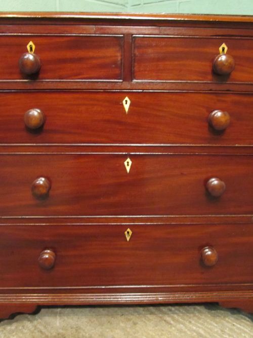 fig 1. ANTIQUE GEORGIAN REGENCY MAHOGANY SMALL CHEST OF DRAWERS C1820