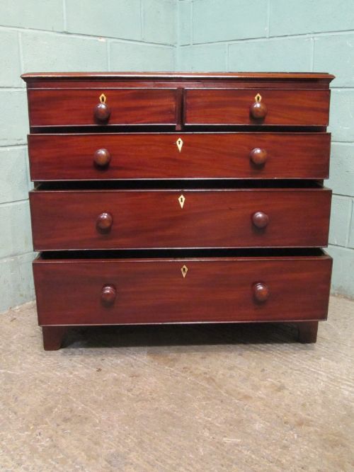 fig 2. ANTIQUE GEORGIAN REGENCY MAHOGANY SMALL CHEST OF DRAWERS C1820