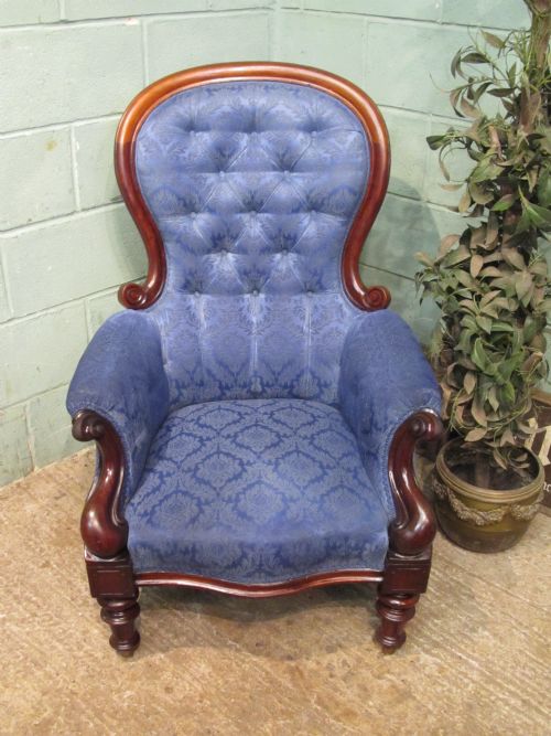 fig 1. Antique Victorian Mahogany Spoon Back Armchair c1880