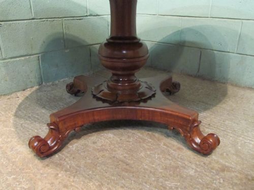 fig 2. Antique William 1V Mahogany Tilt Top Dining Table C1830 Seats 6-8