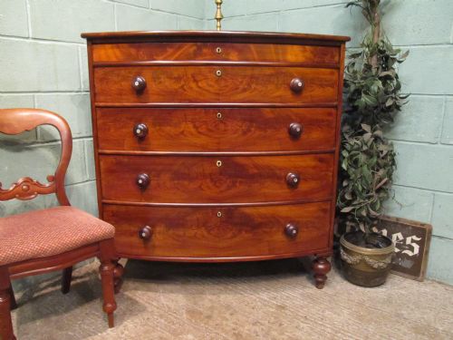 Antique Victorian Mahogany Bow Fronted Chest of Drawers C1880