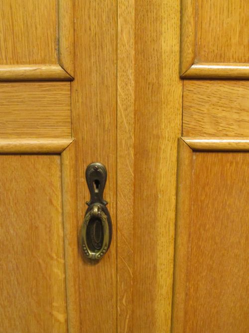 fig 1. Antique Edwardian Blonde Oak Triple Wardrobe c1900