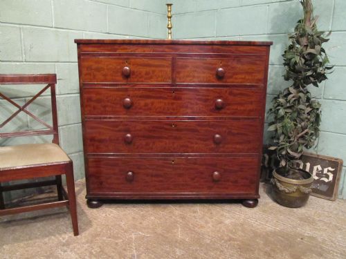 Antique Victorian Mahogany Chest of Drawers C1880