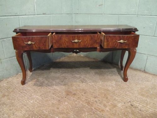 fig 2. ANTIQUE ITALIAN BURR WALNUT CONSOLE HALL TABLE C1920