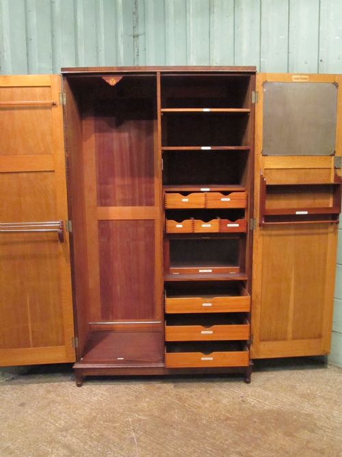 fig 2. Antique Oak Wardrobe compactum c1920