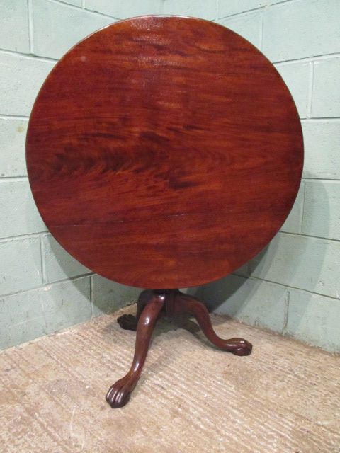 Antique Georgian Mahogany Tilt Top Tea Table C1780