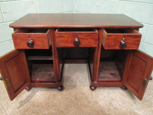 fig 3. Antique Victorian Mahogany Twin Pedestal Desk c1880