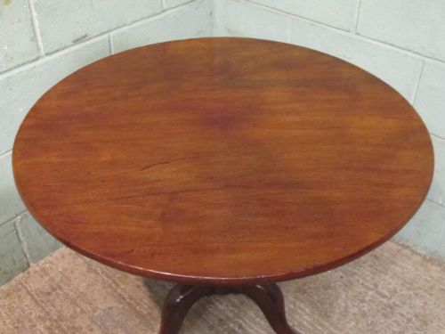 fig 2. Antique Georgian Mahogany Tilt Top Table c1780