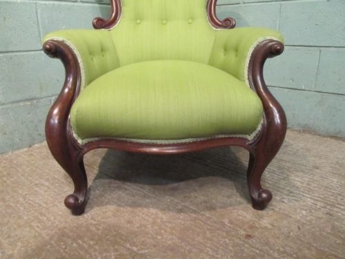 fig 2. Antique Victorian Mahogany Large Spoon Back Easy Armchair c1880