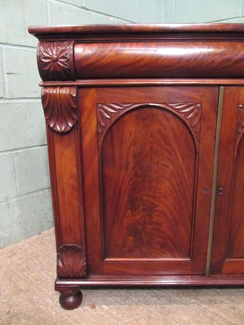 fig 2. Antique William 1V Mahogany Small Chiffonier c1830