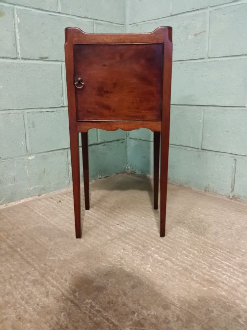 fig 1. Antique George III Mahogany Tray Top Bedside Cabinet c1780