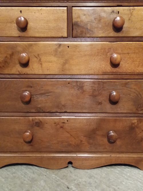 fig 1. Antique George III Oak & Elm Chest of Drawers c1780