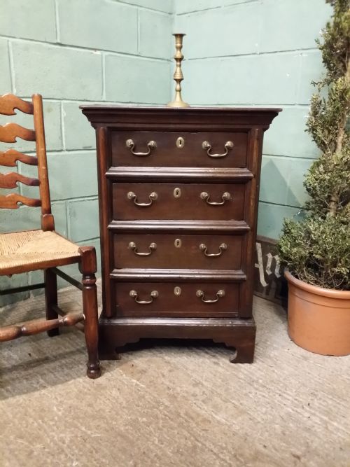 Antique Early 18th Century Country Oak Chest of Drawers C1710