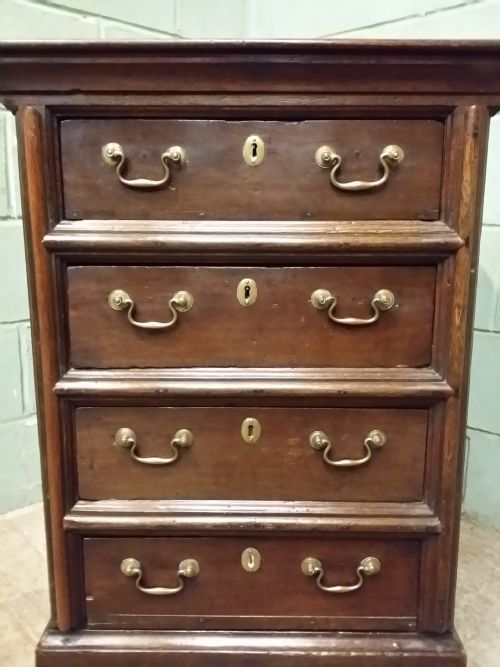 fig 1. Antique Early 18th Century Country Oak Chest of Drawers c1710