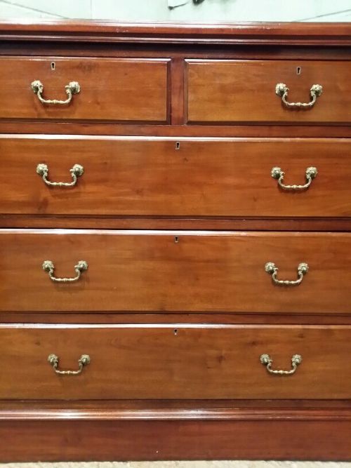 fig 1. ANTIQUE VICTORIAN MAHOGANY CHEST OF DRAWERS C1880