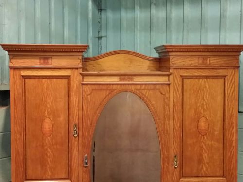 fig 1. ANTIQUE SHAPLAND &PETTER SATINWOOD & ROSEWOOD WARDROBE COMPACTUM C1900