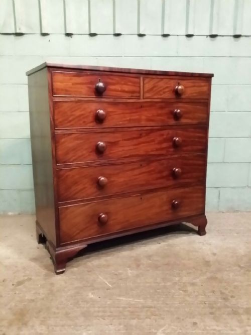 fig 1. ANTIQUE REGENCY MAHOGANY CHEST OF DRAWERS C1820