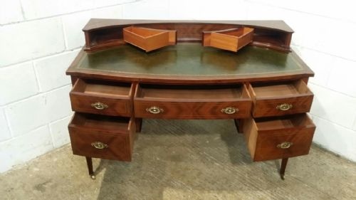 fig 1. ANTIQUE EDWARDIAN MAHOGANY BOW FRONT DESK C1900