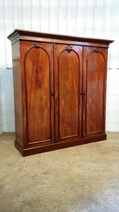 fig 1. ANTIQUE VICTORIAN MAHOGANY TRIPLE WARDROBE C1880