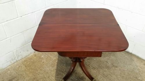 fig 2. ANTIQUE REGENCY MAHOGANY FOLD OVER TEA TABLE C1820