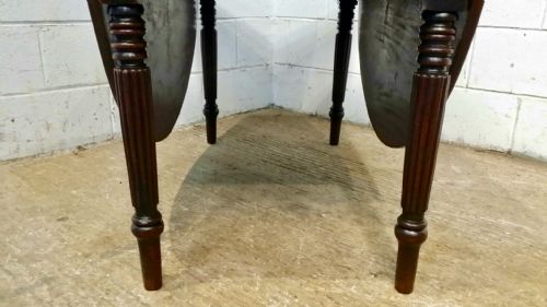 fig 1. ANTIQUE LARGE WILLIAM 1V MAHOGANY GATELEG DINING TABLE SEATS EIGHT C1830