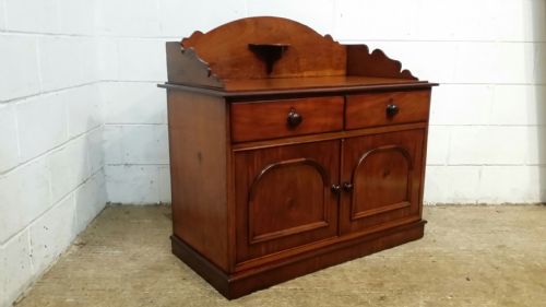 fig 1. ANTIQUE VICTORIAN MAHOGANY WASHSTAND CUPBOARD C1880
