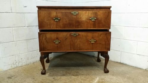fig 1. ANTIQUE GEORGIAN PERIOD WALNUT CHEST OF DRAWERS C1760