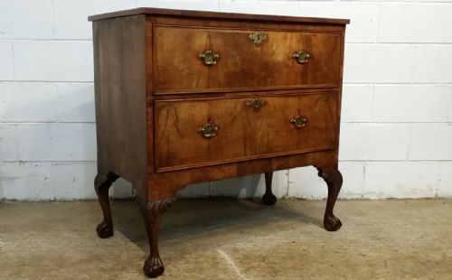 fig 2. ANTIQUE GEORGIAN PERIOD WALNUT CHEST OF DRAWERS C1760