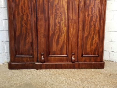 fig 2. ANTIQUE VICTORIAN FLAMED MAHOGANY TRIPLE WARDROBE COMPACTUM C1880