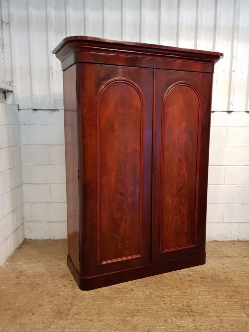 fig 1. ANTIQUE VICTORIAN MAHOGANY DOUBLE WARDROBE C1880