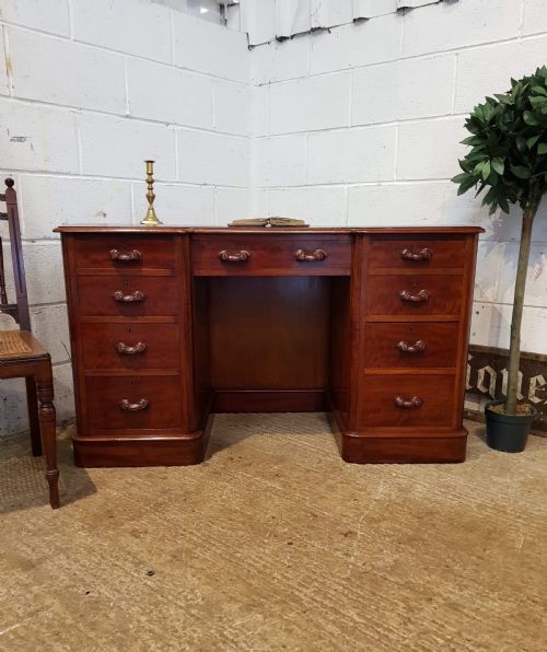Antique Victorian Mahogany Pedastal Desk C1880