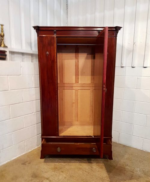 fig 1. ANTIQUE EDWARDIAN MAHOGANY SINGLE WARDROBE C1900