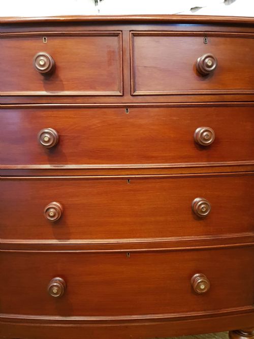 fig 1. ANTIQUE VICTORIAN MAHOGANY BOW FRONT CHEST OF DRAWERS C1880