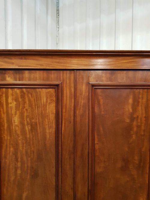 fig 2. ANTIQUE WILLIAM 1V MAHOGANY DOUBLE WARDROBE C1830