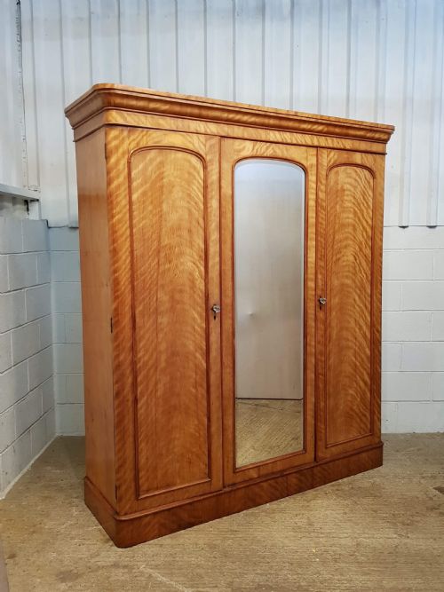 Antique Victorian Satin Birch Triple Wardrobe Compactum C1880