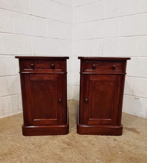 Antique Pair of Victorian Mahogany Bedside Cabinets C1880