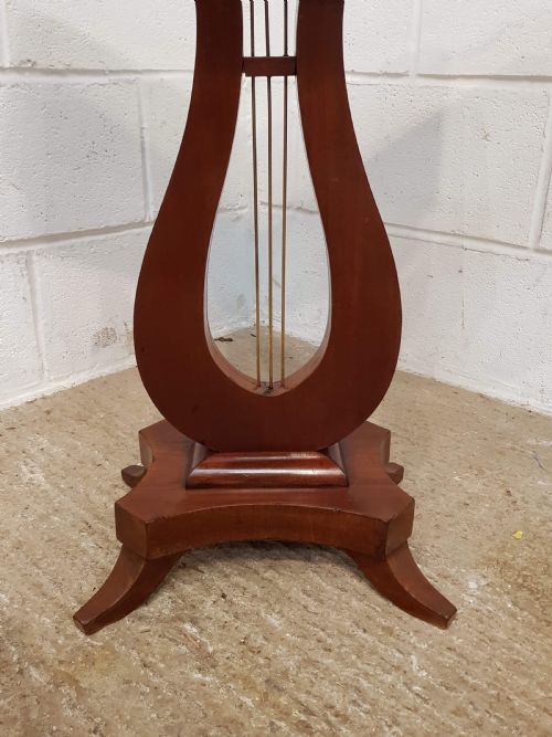 fig 2. ANTIQUE SMALL EDWARDIAN MAHOGANY SIDE WORK TABLE C1900