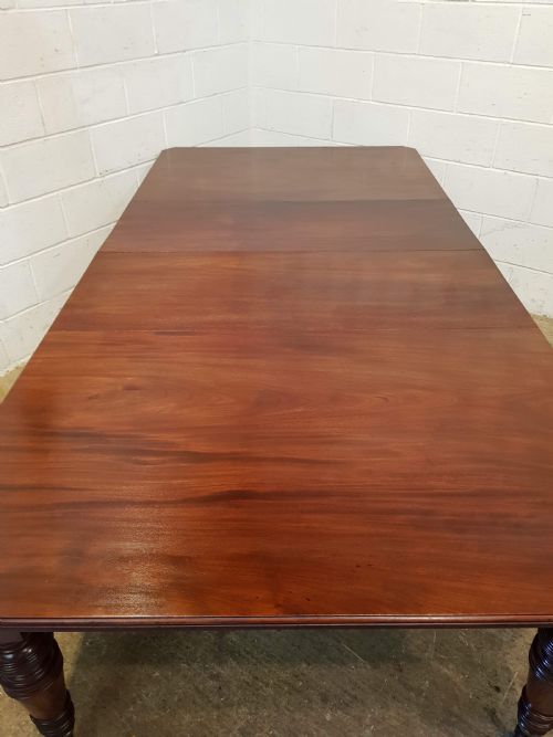 fig 2. ANTIQUE VICTORIAN MAHOGANY EXTENDING DINING TABLE SEATS TWELVE C1880