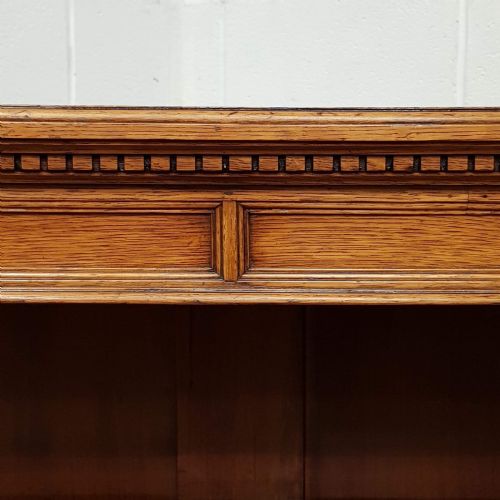 fig 1. ANTIQUE VICTORIAN OAK OPEN BOOKCASE C1880