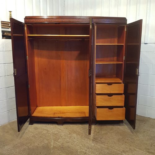 fig 1. ANTIQUE EDWARDIAN CHIPPENDALE MAHOGANY BOW FRONT TRIPLE WARDROBE C1900