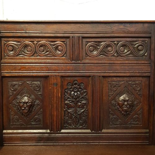fig 2. ANTIQUE LATE 18TH CENTURY SMALL CARVED OAK SETTLE C1790