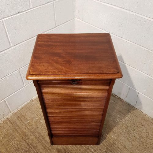 fig 2. ANTIQUE EDWARDIAN MAHOGANY TAMBOR FRONT CABINET C1900