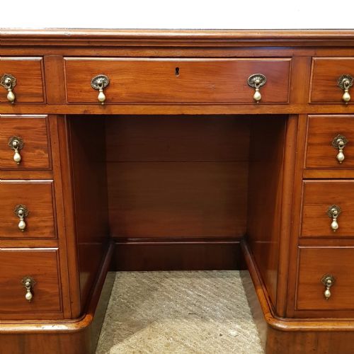 fig 2. ANTIQUE VICTORIAN MAHOGANY PEDESTAL DESK C1880