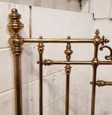 fig 2. SUPERB ANTIQUE VICTORIAN BRASS DOUBLE BED C1880