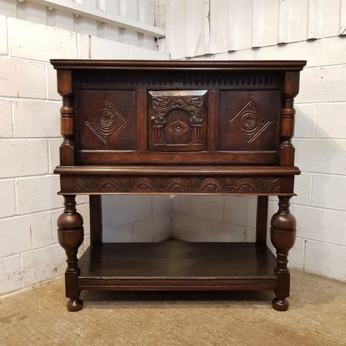 fig 1. ANTIQUE 18th CENTURY CARVED COUNTRY OAK COURT CUPBOARD C1780