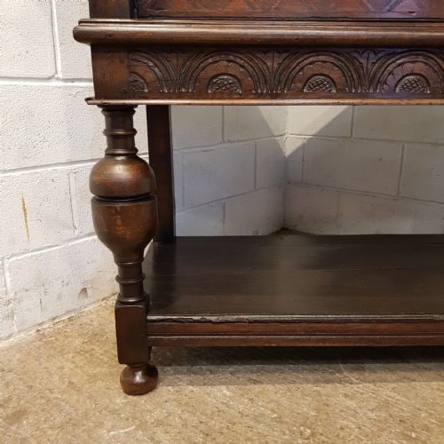 fig 2. ANTIQUE 18th CENTURY CARVED COUNTRY OAK COURT CUPBOARD C1780