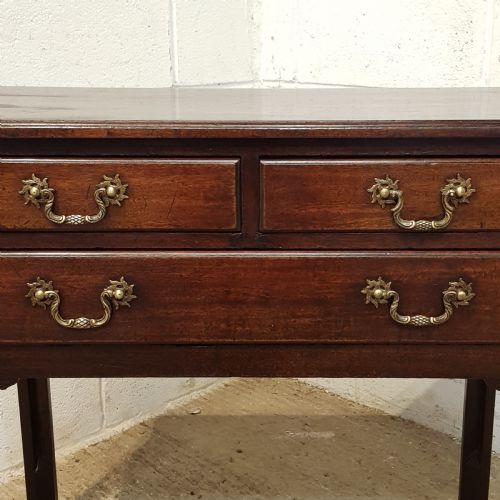 fig 2. ANTIQUE 18TH CENTURY MAHOGANY LOW BOY TABLE C1780